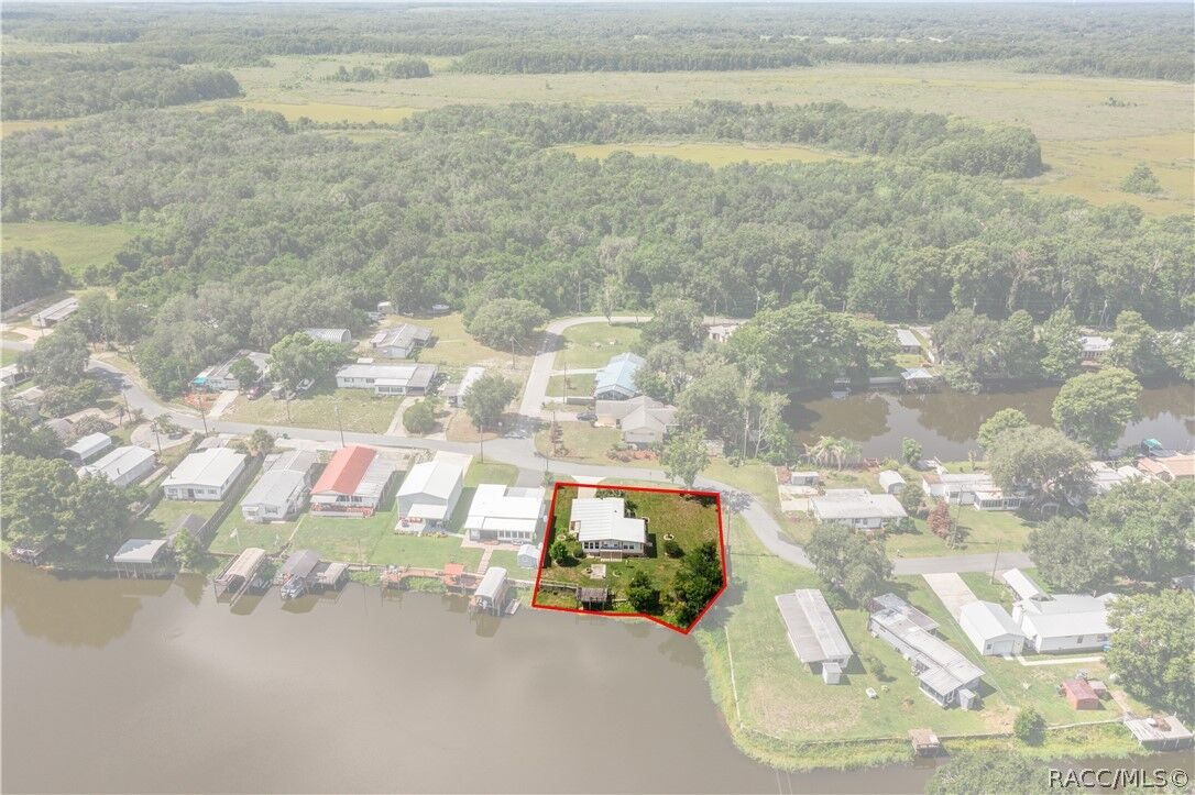 Property Photo: 10312 E Pike Drive FL 34450
