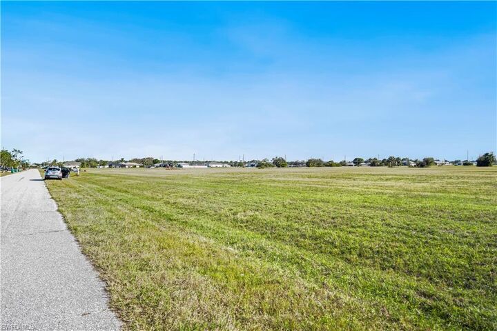 Property Photo: 2016 NE 17th Terrace FL 33909