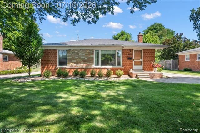 Property Photo:  1527 Hazel Street  MI 48009 