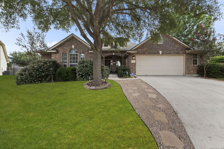 Property Photo:  266 Maidstone Cv  TX 78108 