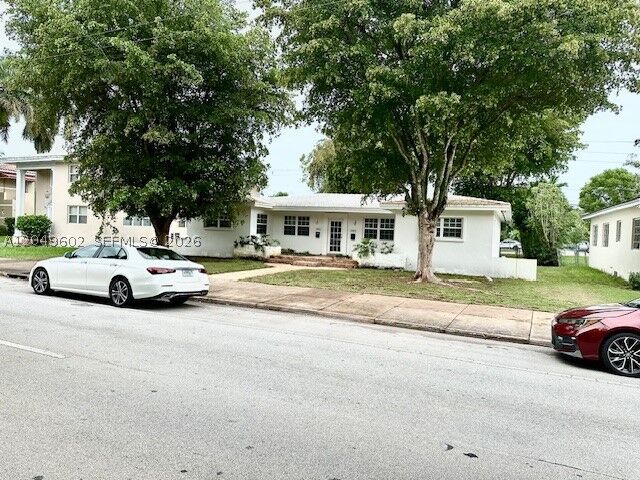 Property Photo: 3801 Ponce De Leon Blvd 3803 FL 33134