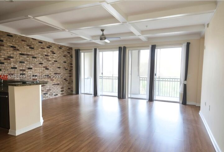 Property Photo:  2900 NW 125th Ave 3-319  FL 33323 