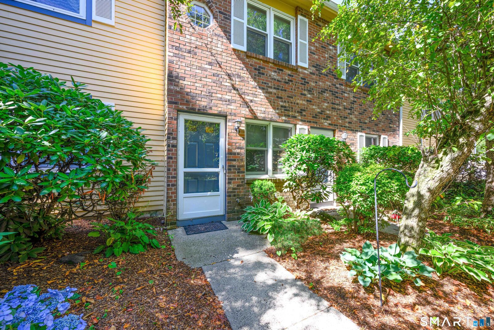 Property Photo:  1400 Hartford Turnpike 12  CT 06473 