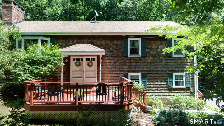 Property Photo:  9 Firelight Drive  CT 06810 