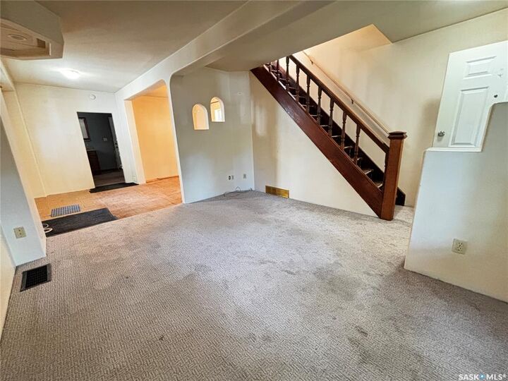 Property Photo: 428 I Avenue S SK S7M 1Y4