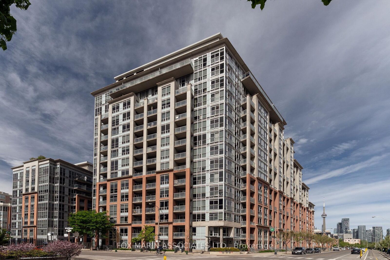 Property Photo: 1 Shaw Street 726 ON M6K 0A1