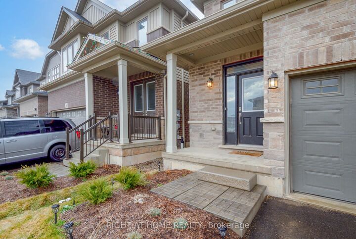 Photo de la propriété: 6 Broddy Avenue ON N3T 0V2