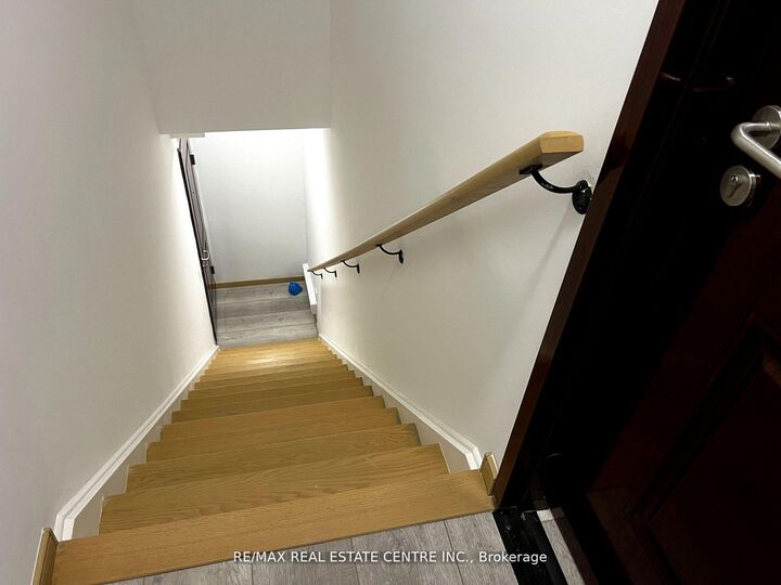 Property Photo:  3425 Sheppard Avenue E 307  ON M1T 3K5 