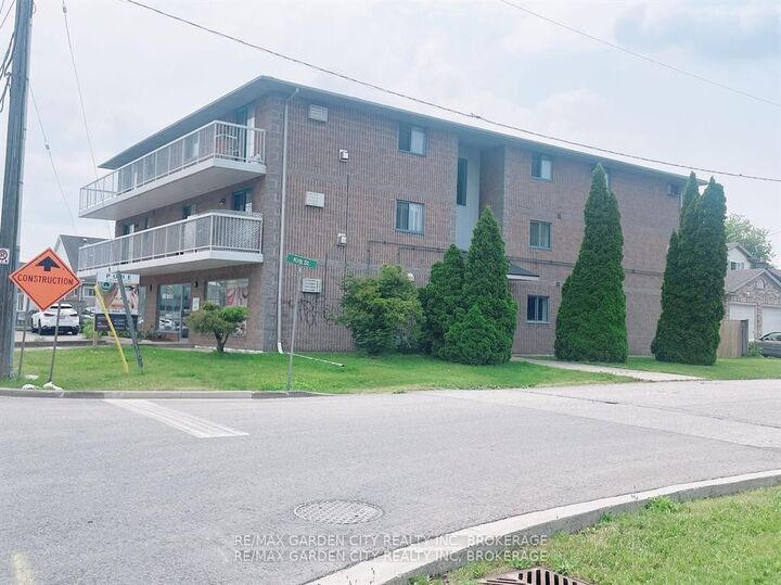 Property Photo:  210 Pelham Road 101  ON L2S 1W9 