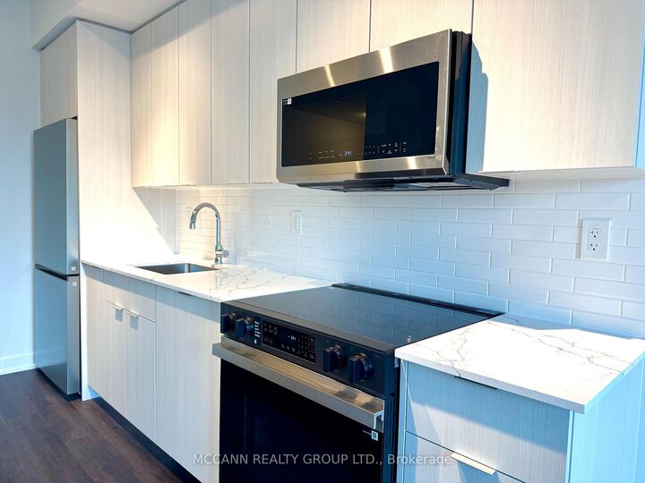 Property Photo: 2075 Lakeshore Road 301 ON L7R 1E2