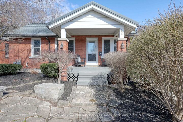 Property Photo:  258 Graham Street  ON N4S 6K7 