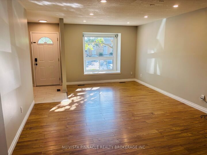 Property Photo: 577 Third Street 39 ON N5V 4B9