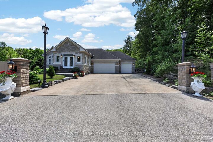 Property Photo: 9 Tucson Road ON L9M 0B6