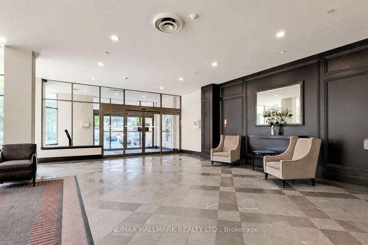 Property Photo:  30 Greenfield Avenue 207  ON M2N 6N3 