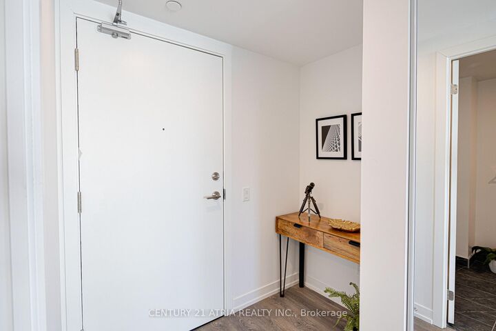 Property Photo:  82 Dalhousie Street 1915  ON M5B 0C5 