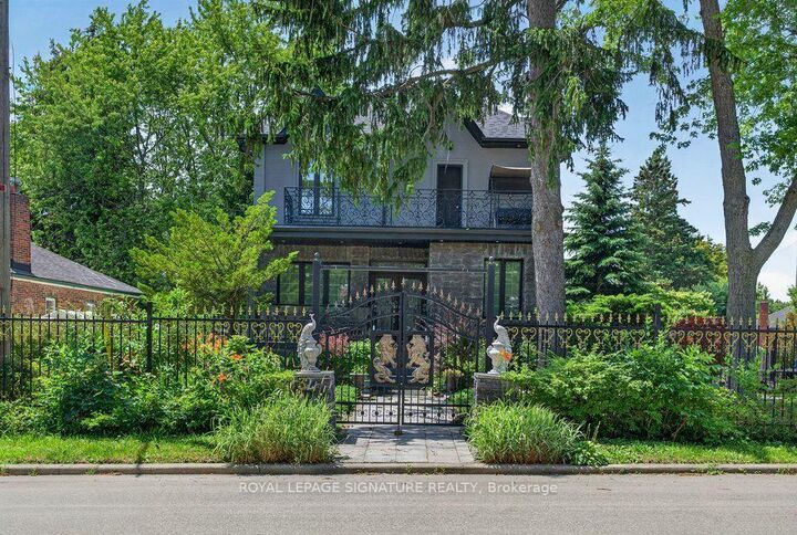 32 Cliffcrest Drive — photo 1