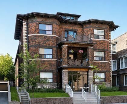 Property Photo:  1643 Bloor Street W 201  ON M6P 1A6 