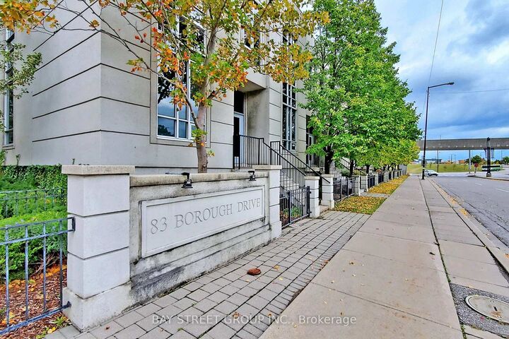 Photo de la propriété:  83 Borough Drive 3010  ON M1P 5E4 