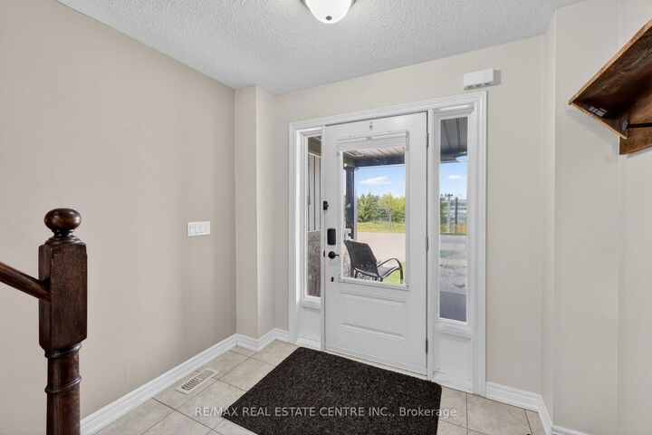 Property Photo:  941 Cook Crescent  ON L9V 3V2 