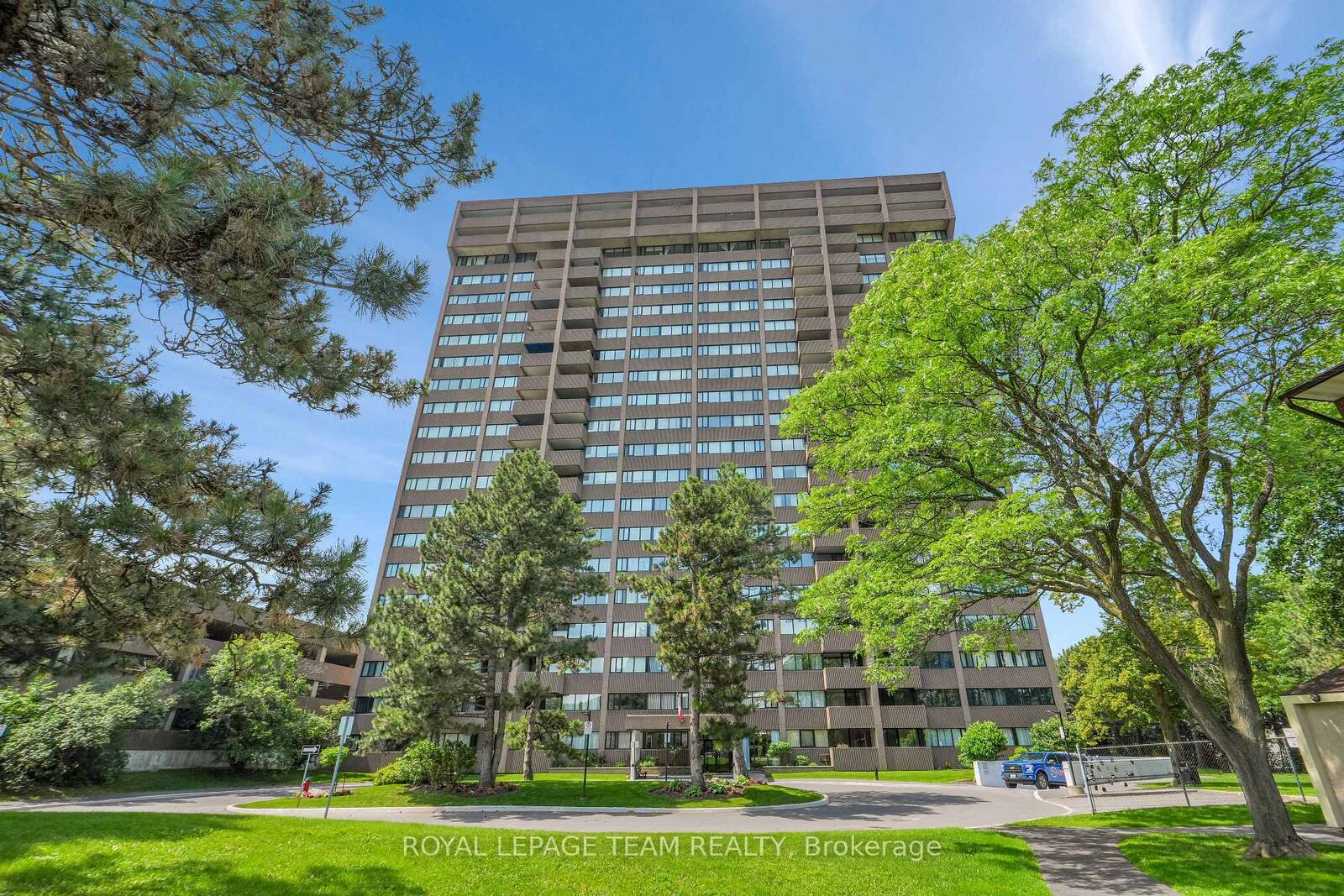 Property Photo:  3360 Southgate Road 104  ON K1V 9A6 