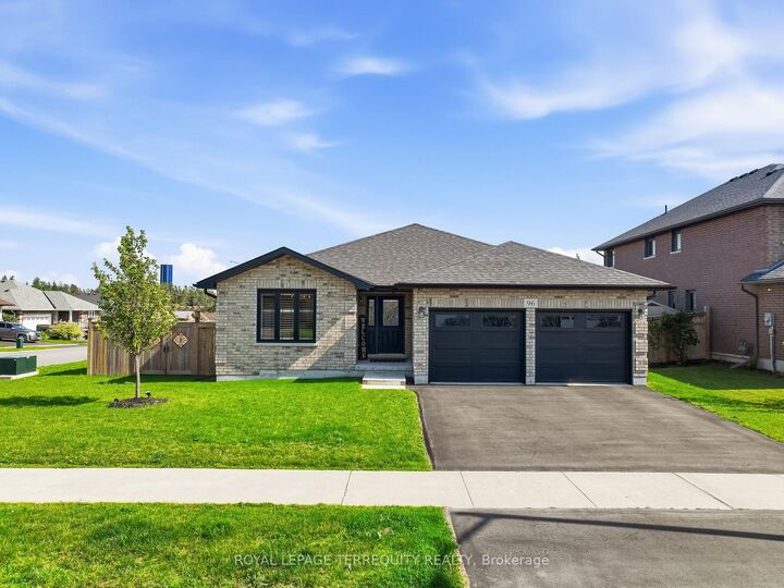 96 Darrell Drain Crescent — photo 1