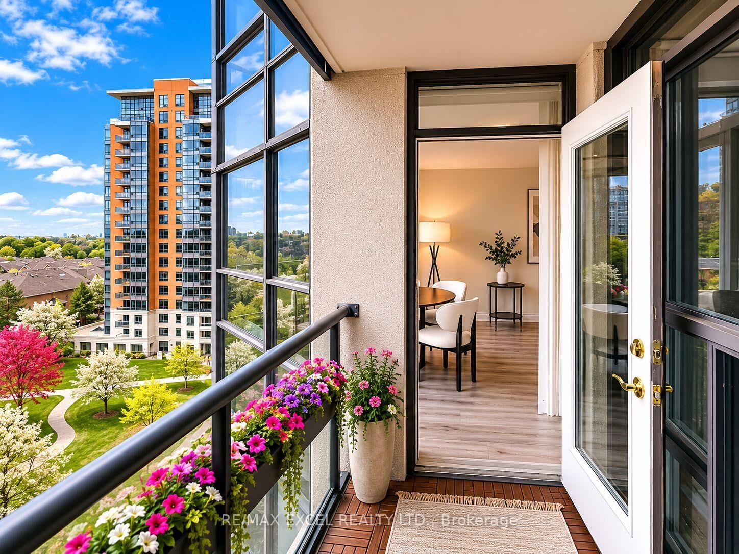 Property Photo: 10 Northtown Way 814 ON M2N 7L4