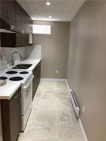 Property Photo:  458 Brock Avenue Bsmt  ON M6H 3N3 