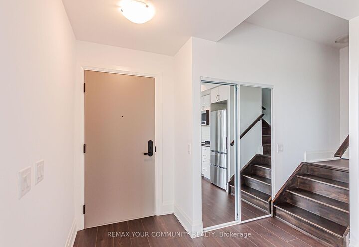 Photo de la propriété: 700 Sheppard Avenue W 905 ON M3H 0G5