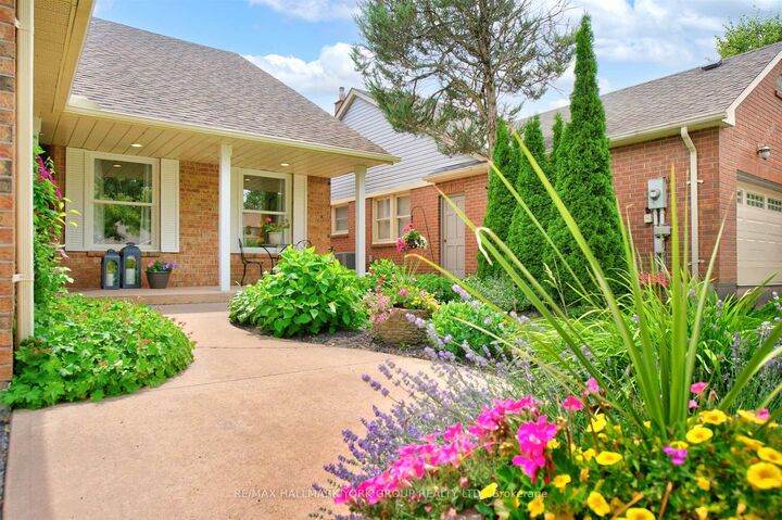 Property Photo: 263 John Bowser Crescent ON L3Y 7N7