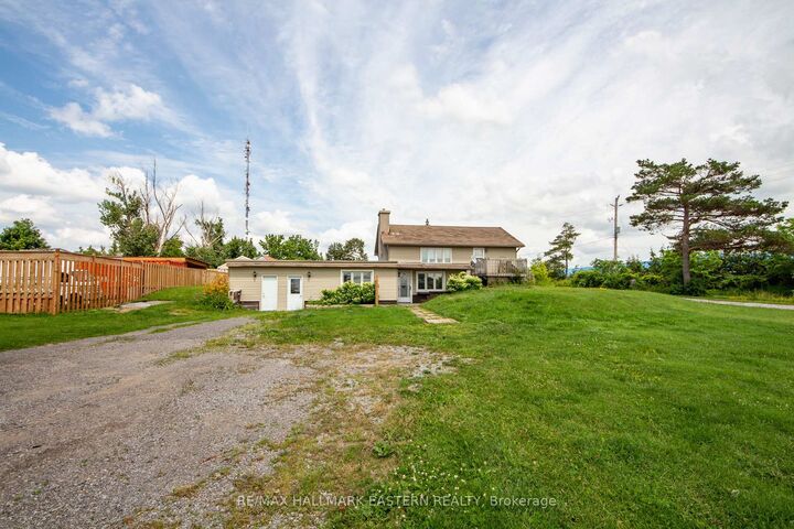 Property Photo: 1624 Chemong Road ON K9J 6X2