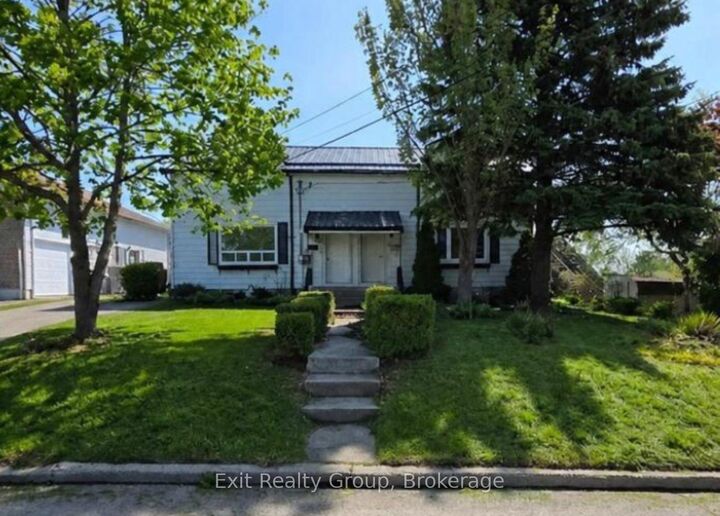 11 Flindall Street — photo 1