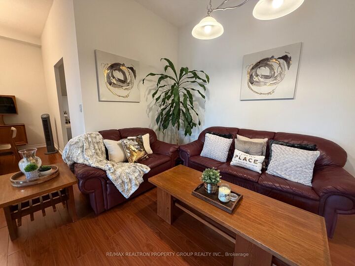 Property Photo:  68 Corporate Drive 225  ON M1H 3H3 