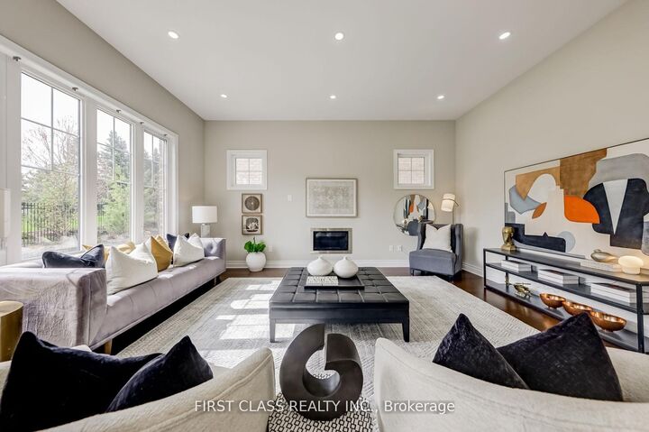 Property Photo: 60 Match Point Court ON L4G 3J1