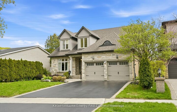 Property Photo: 768 Duchess Drive ON L4Y 1H7