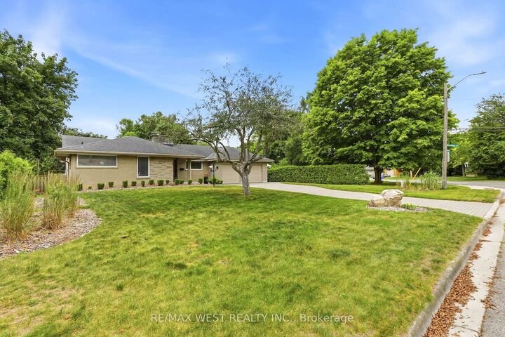 Property Photo: 274 Tamblyn Drive ON N6G 1B8