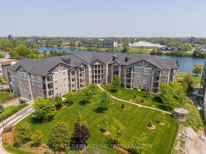 Property Photo:  330 Prince Charles Drive S 1214  ON L3C 7B3 