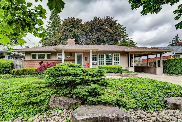192 Warren Road — photo 1