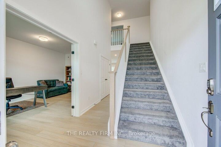 Property Photo: 36 White Tail Path ON N5R 0M8