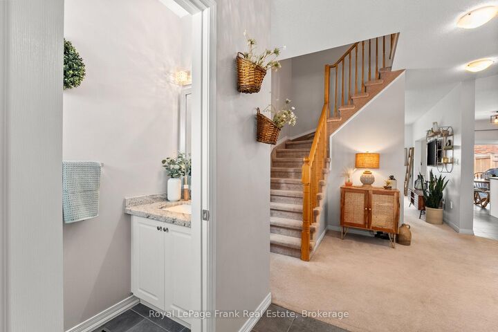 Property Photo:  2086 Galloway Street  ON L9S 4B7 