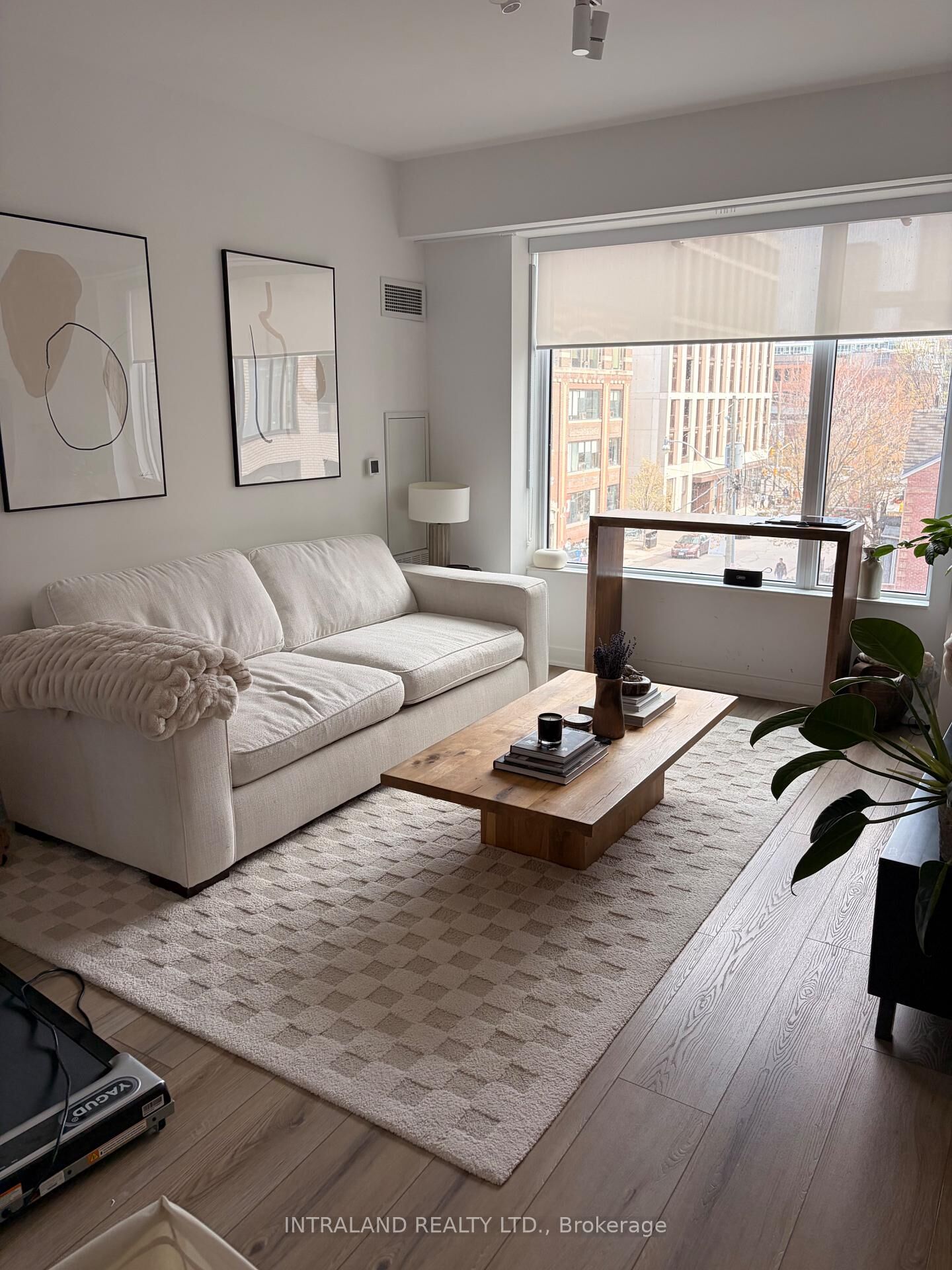 Property Photo: 543 Richmond Street W 313 ON M5V 1Y6