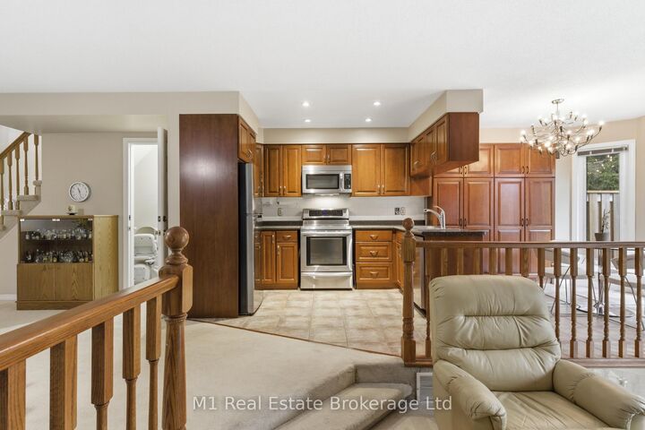 Property Photo:  5 Marilyn Drive  ON N1H 1G9 