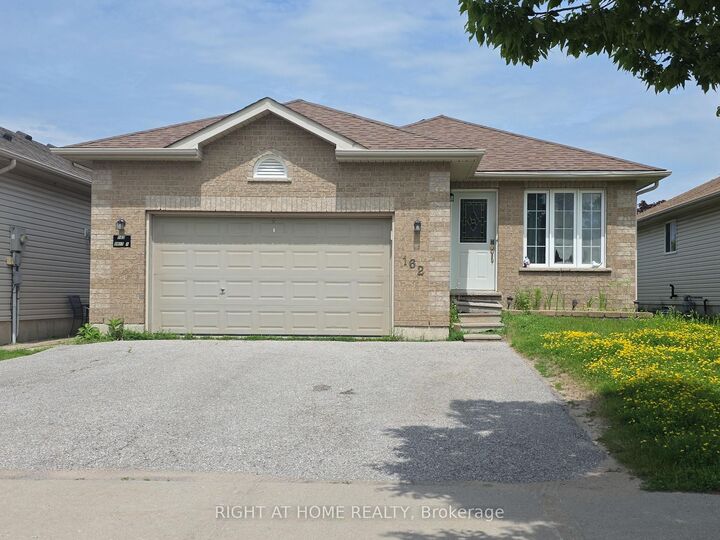 162 Hanmer Street E — photo 1