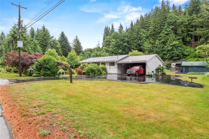 1276 Sayward Rd — photo 1