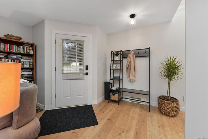 Property Photo:  821 Lampson St  BC V9A 6B4 