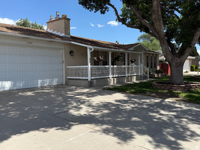 Property Photo:  2492 W Tierra Rose Dr S  UT 84129 