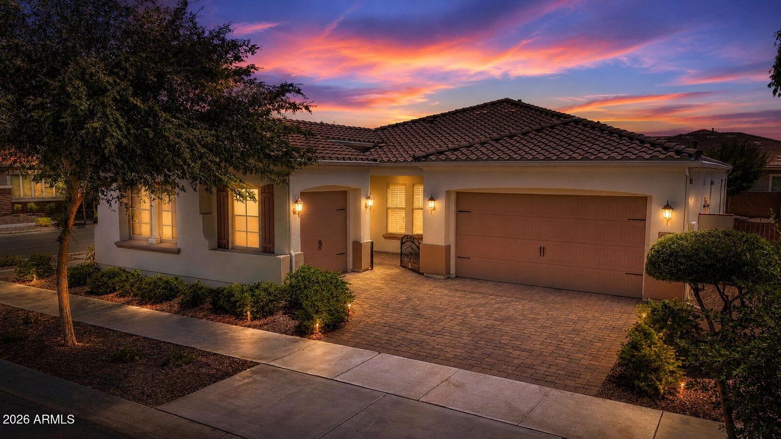 Property Photo: 5125 S Todd Lane AZ 85212