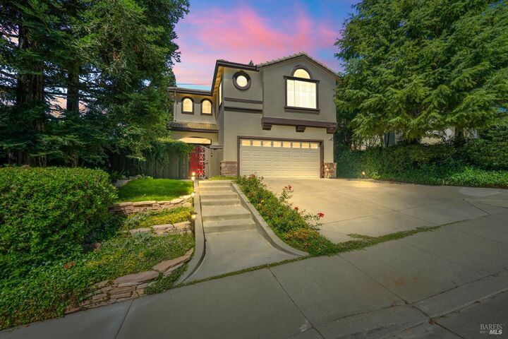 Property Photo: 1056 Woodcrest Court CA 95688