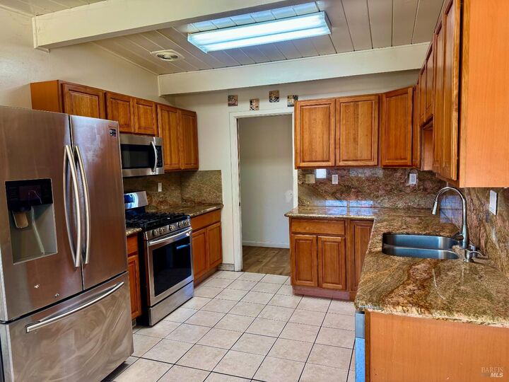 Property Photo:  701 Corlano Avenue  CA 95404 
