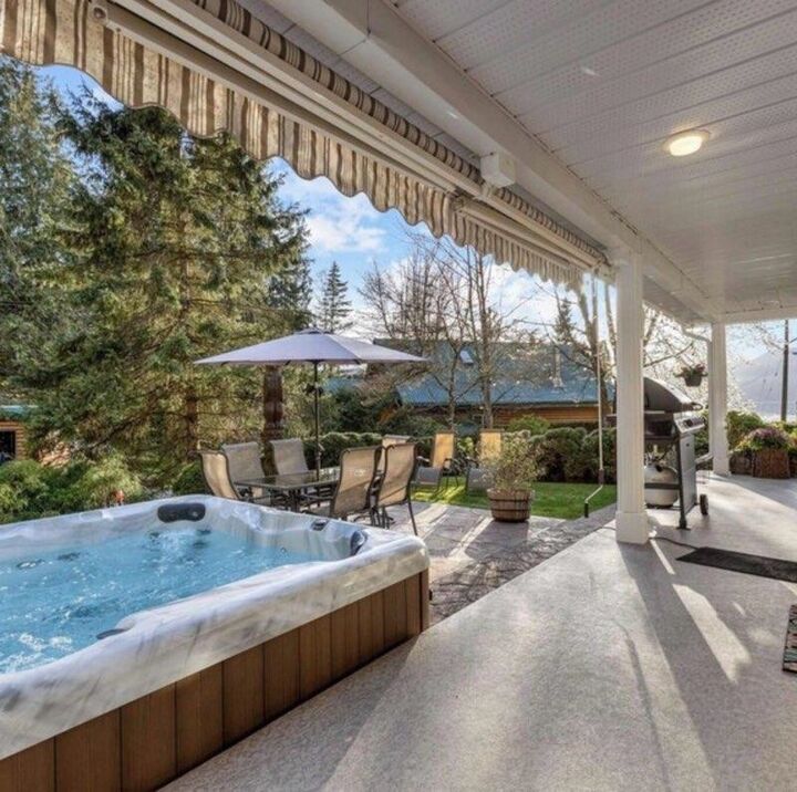 Property Photo: 7388 Rockwell Place BC V0M 1A0