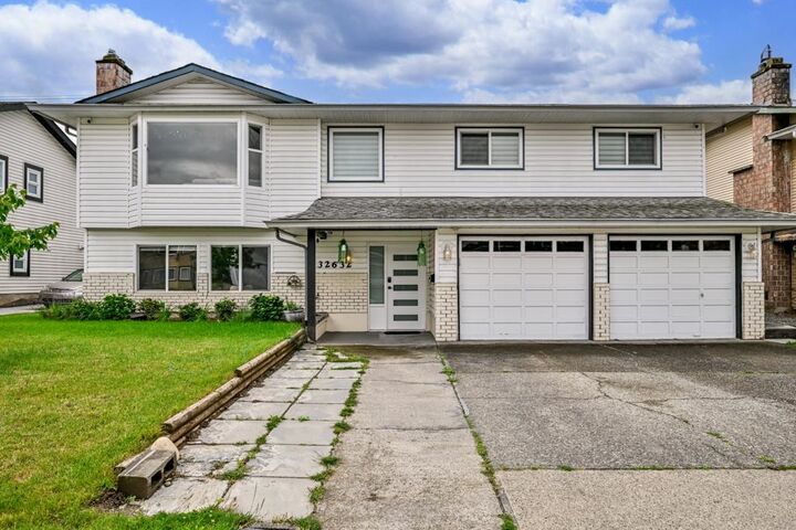 32632 Haida Drive — photo 1